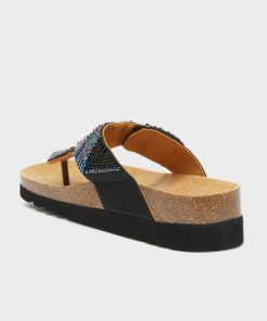 Artistattic.shop05520050f6 4