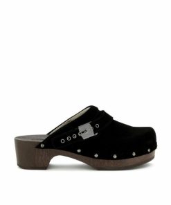 Artistattic.shopb5a47b82ec 1